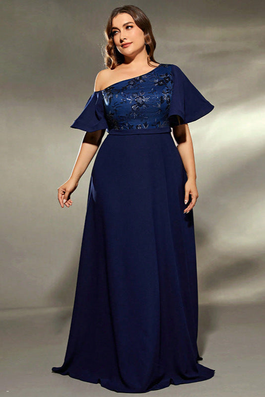 Plus Size Evening Dress – One-Shoulder Elegant Host Outfit for 200-Pound Women