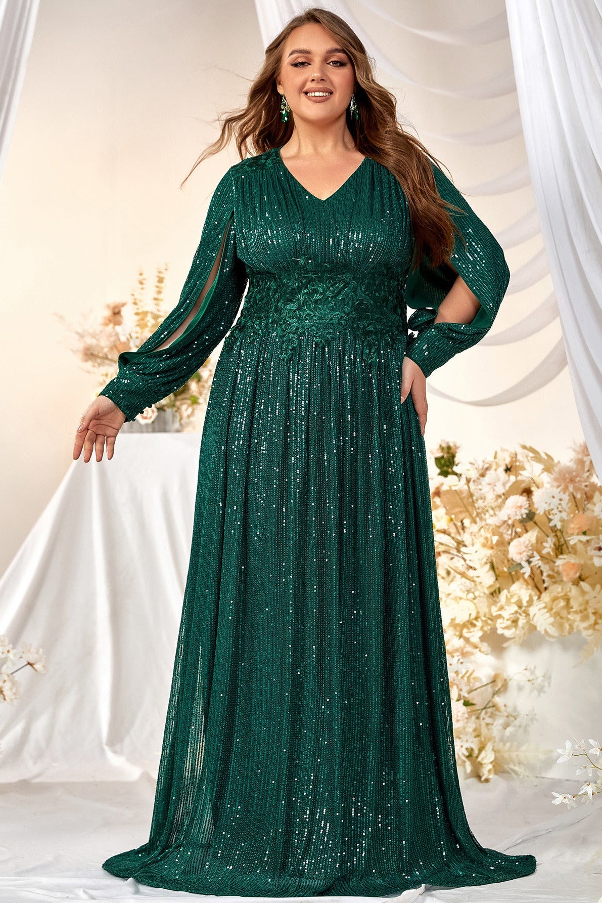 Plus Size Sequin Evening Dress – Long Sleeve V-Neck Prom Gown with Slit and Floor-Length Hem