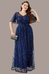 Elegant Lace Evening Dress – Simple V-Neck Mid-Sleeve Gown