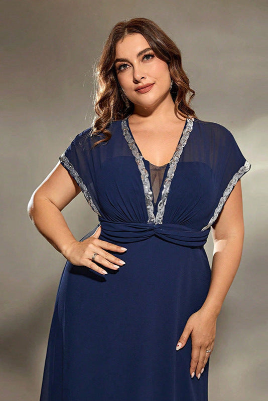 Plus Size Lace Evening Dress – Sexy Deep V Slim Fit Gown with Defined Waist