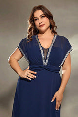 Plus Size Lace Evening Dress – Sexy Deep V Slim Fit Gown with Defined Waist