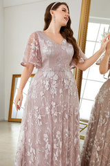 Plus Size Prom & Evening Dress – Lace Embroidered V-Neck Short Sleeve Swing Gown for Parties and Weddings