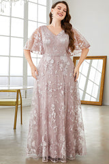 Plus Size Prom & Evening Dress – Lace Embroidered V-Neck Short Sleeve Swing Gown for Parties and Weddings