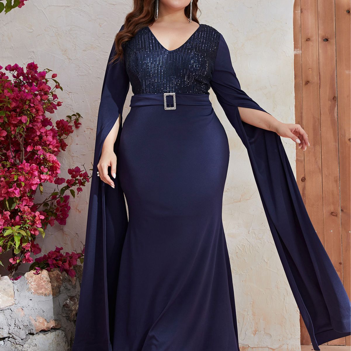 Plus Size Sequin Evening Dress – Long Sleeve V-Neck Gown with Slit